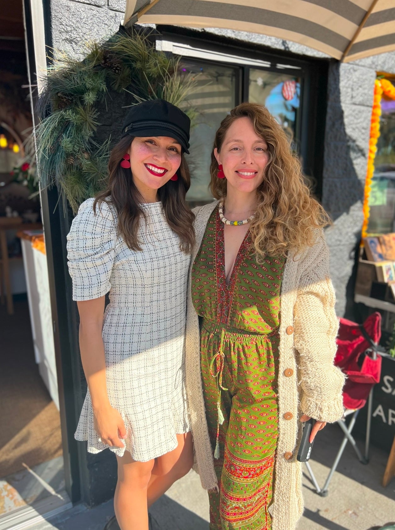 RED PEBBLE CLAY EARRINGS