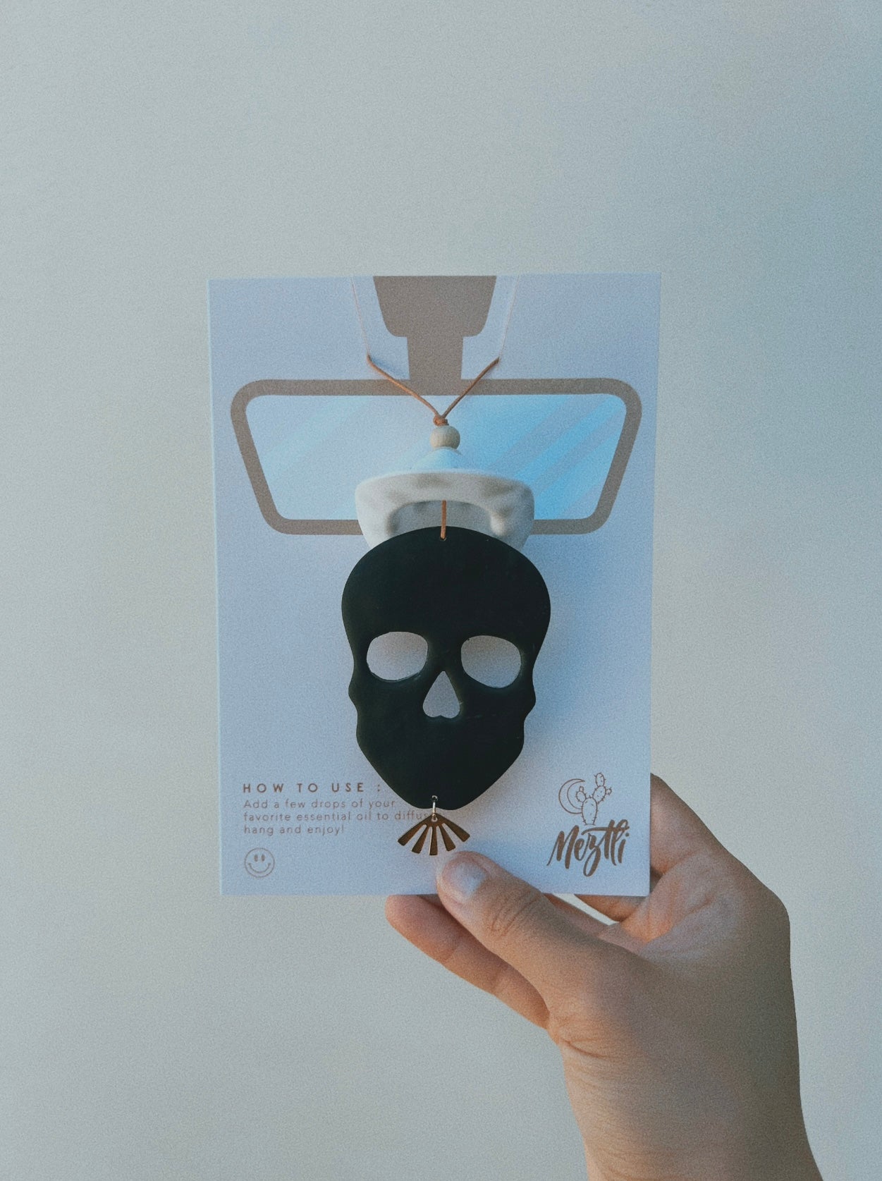 COWBOY SKULL ESSENTIAL OIL DIFFUSER