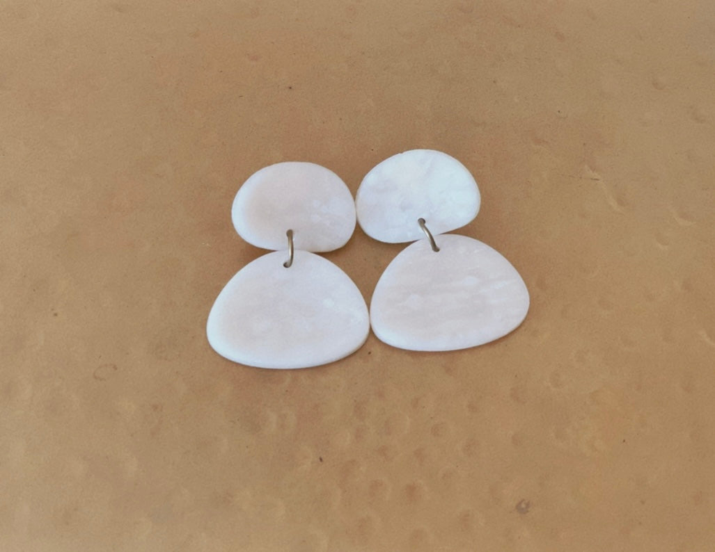 IVORY PEBBLE CLAY EARRINGS