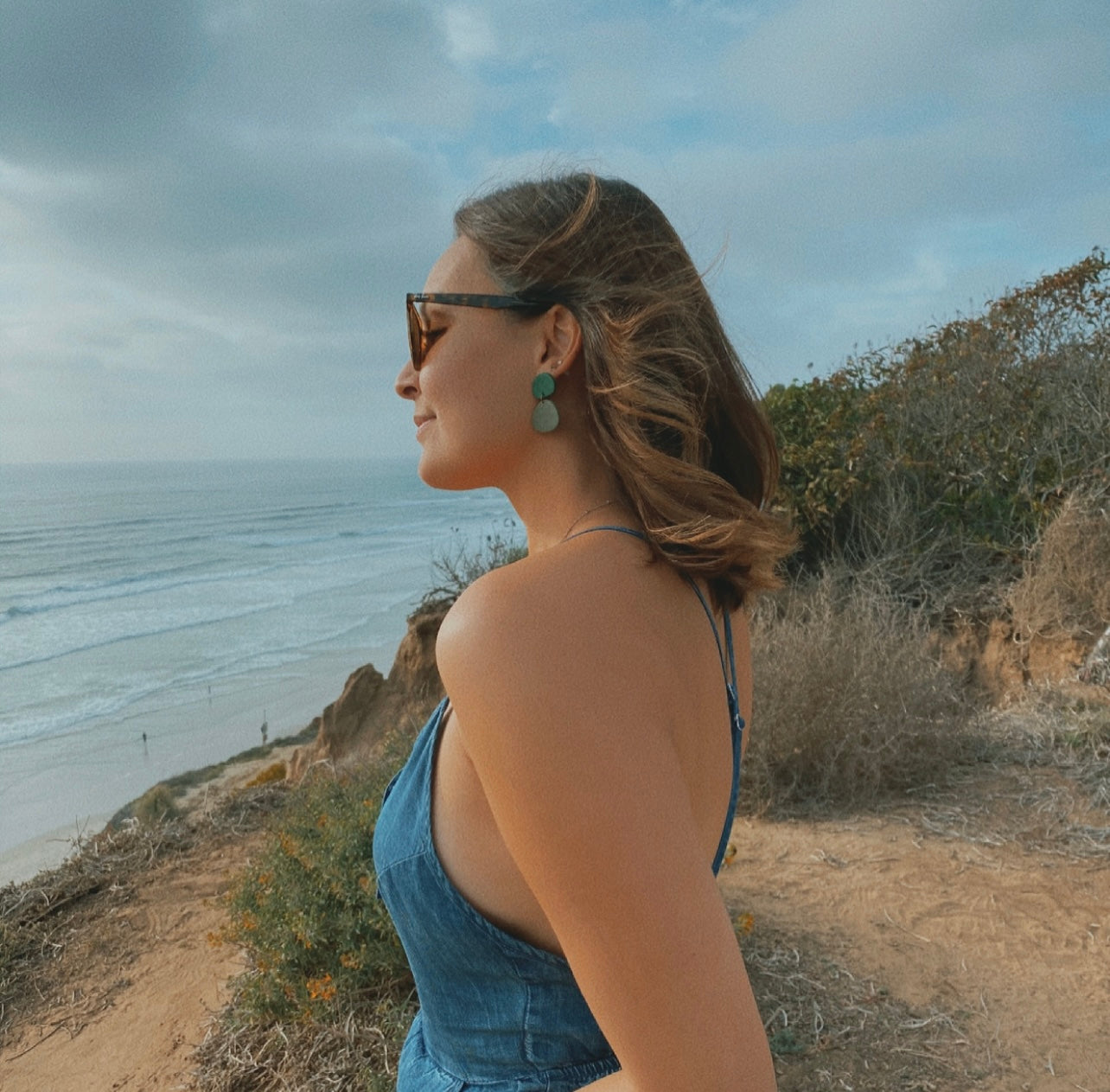 TWO TONED PEBBLE CLAY EARRINGS