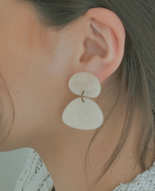 IVORY PEBBLE CLAY EARRINGS