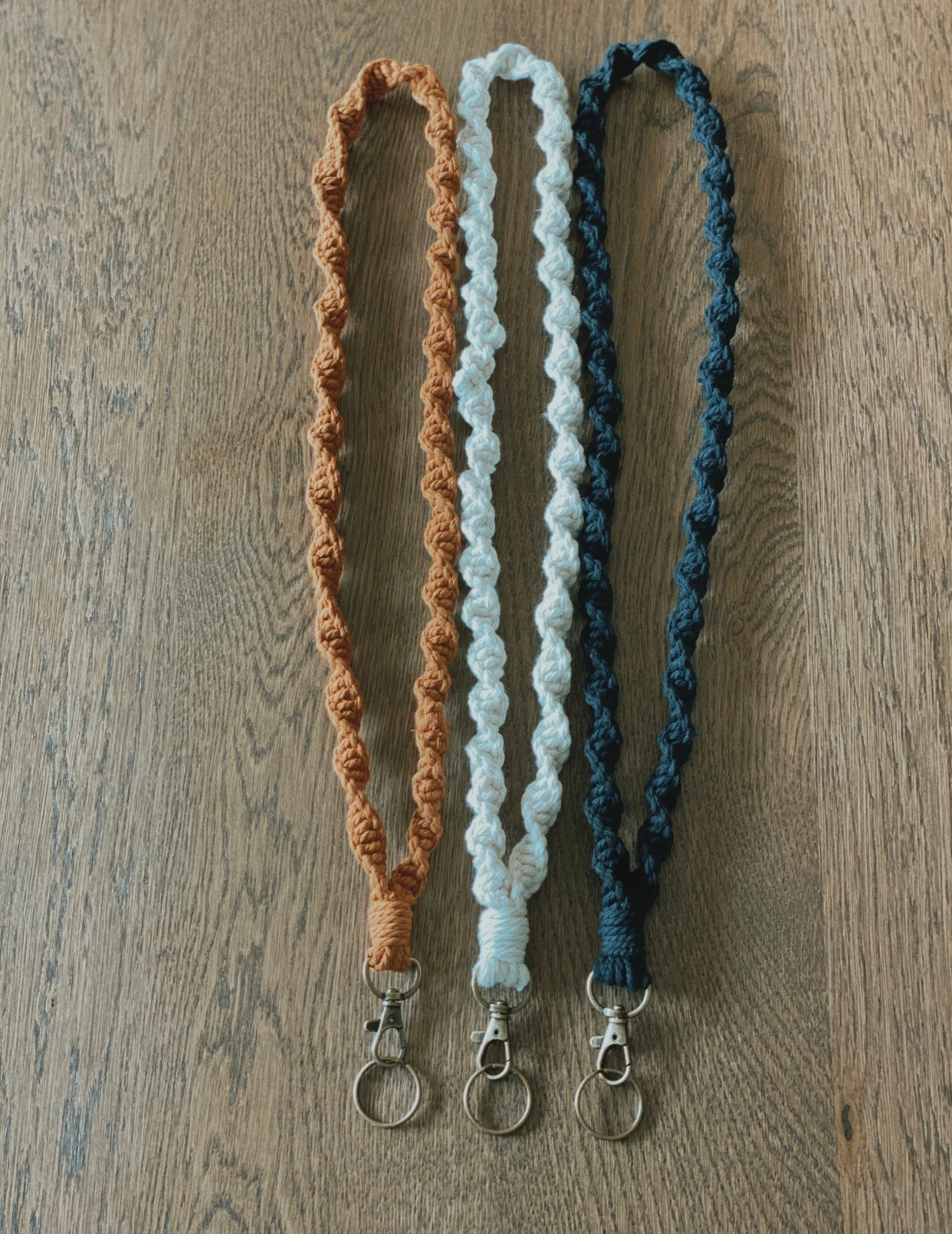 TWISTED MACRAME LANYARD