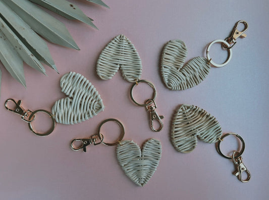 RATTAN HEART KEYCHAIN