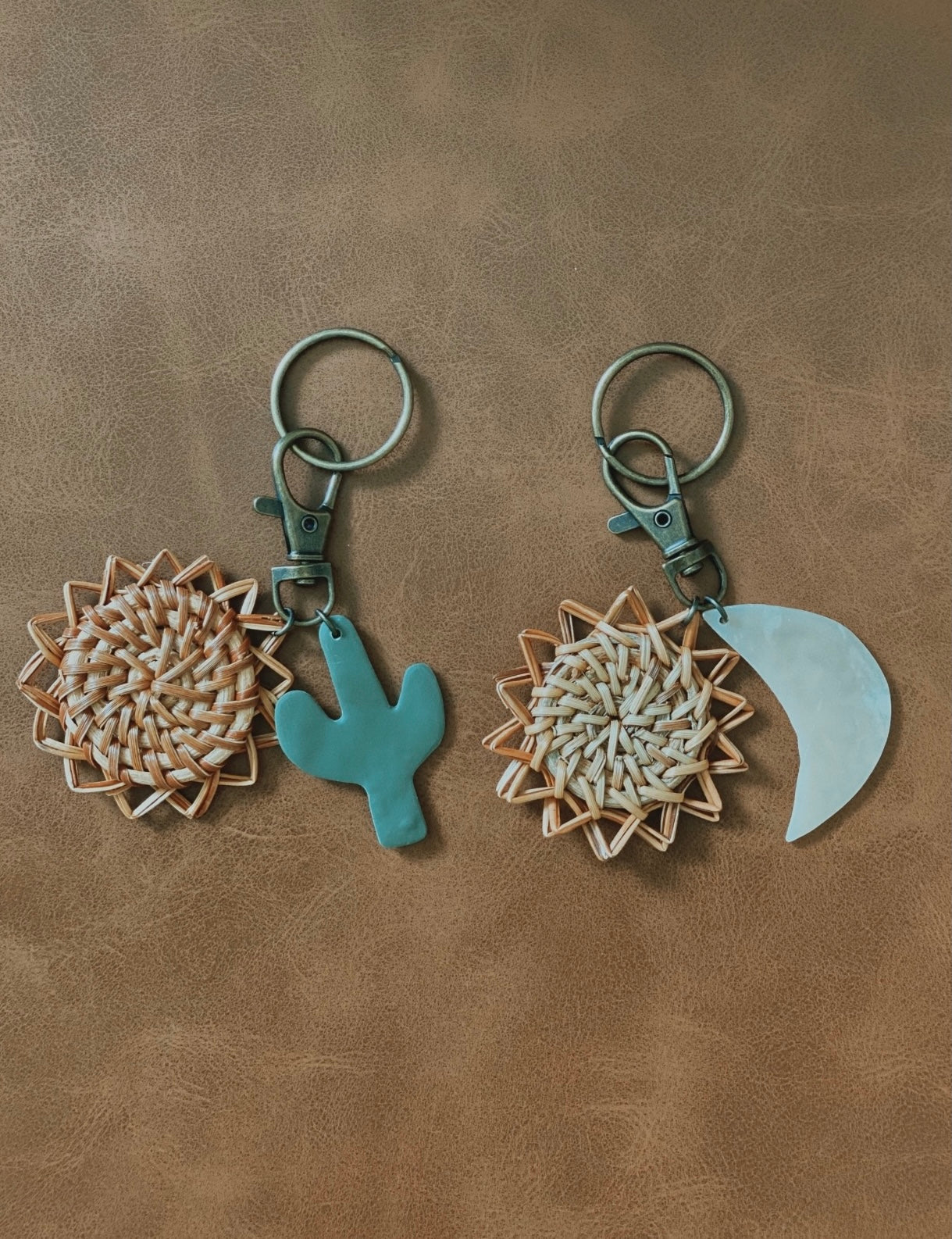 SUN RATTAN KEYCHAIN