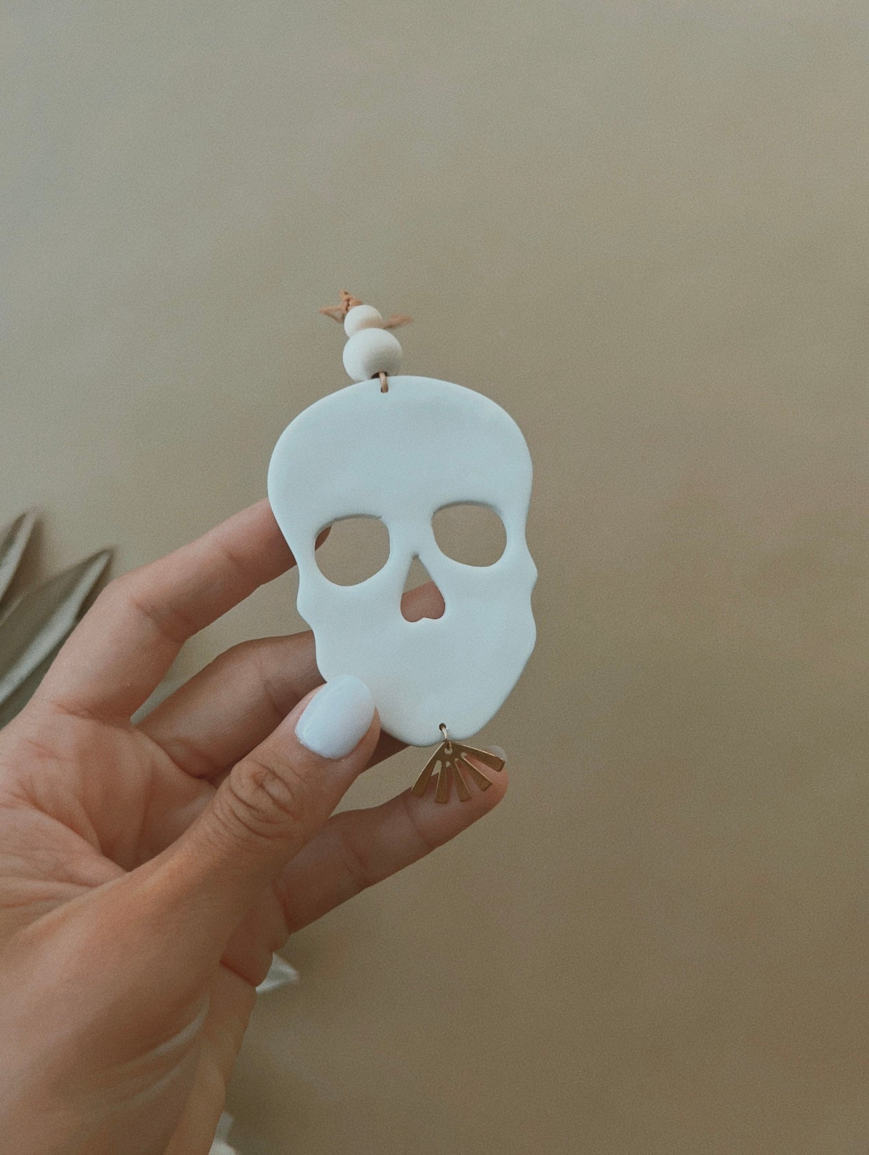 SKULL ESSENTIAL OIL DIFFUSER